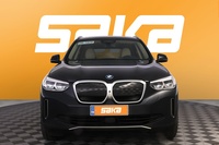 BMW iX3 vaihtoauto