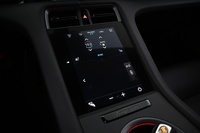 Porsche Taycan vaihtoauto