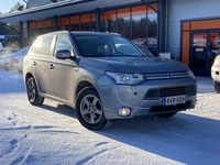 Mitsubishi Outlander PHEV vaihtoauto