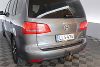 Volkswagen Touran vaihtoauto
