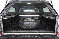 Nissan Navara vaihtoauto