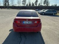 Honda Accord vaihtoauto