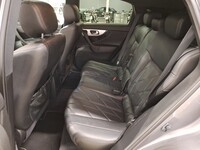 Infiniti FX30d vaihtoauto