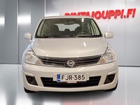 Nissan Tiida vaihtoauto