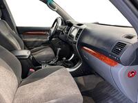 Toyota Land Cruiser vaihtoauto