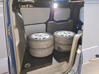 Ford Transit Connect vaihtoauto