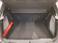 Peugeot e-2008 vaihtoauto