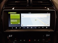 Jaguar F-PACE vaihtoauto