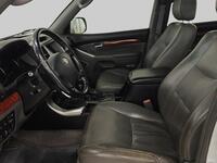Toyota Land Cruiser vaihtoauto