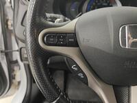 Honda Insight vaihtoauto