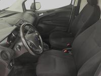 Ford Transit Courier vaihtoauto