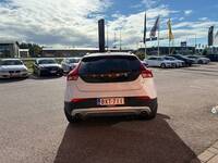 Volvo V40 Cross Country vaihtoauto