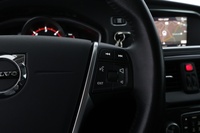 Volvo V40 Cross Country vaihtoauto
