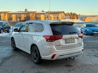 Mitsubishi Outlander PHEV vaihtoauto