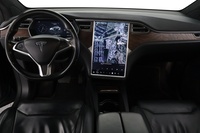 Tesla Model X vaihtoauto