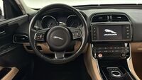 Jaguar XE vaihtoauto