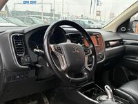 Mitsubishi Outlander vaihtoauto