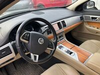 Jaguar XF vaihtoauto