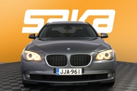 BMW 730 vaihtoauto