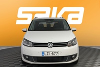 Volkswagen Touran vaihtoauto