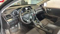 Honda Accord vaihtoauto