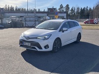 Toyota Avensis vaihtoauto