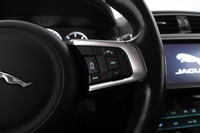 Jaguar F-PACE vaihtoauto