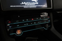 Jaguar F-PACE vaihtoauto
