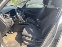 Kia Carens vaihtoauto