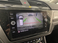 Volkswagen Touran vaihtoauto