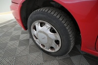 Nissan Almera vaihtoauto