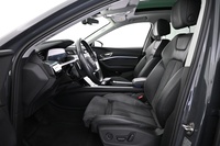 Audi Q8 e-tron vaihtoauto