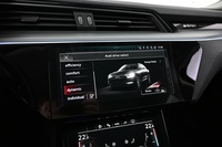 Audi Q8 e-tron vaihtoauto