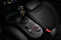 Mini Hatchback vaihtoauto