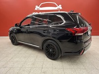 Mitsubishi Outlander PHEV vaihtoauto