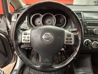 Nissan Tiida vaihtoauto