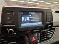 Hyundai i30 5d vaihtoauto