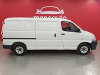 Toyota Hiace vaihtoauto