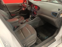 Hyundai IONIQ plug-in vaihtoauto