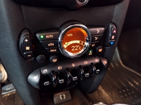Mini Cooper vaihtoauto