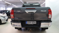 Toyota Hilux vaihtoauto