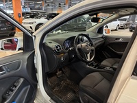 Mercedes-Benz B vaihtoauto