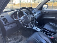 Mitsubishi L200 vaihtoauto