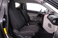 Toyota iQ vaihtoauto