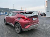 Toyota C-HR vaihtoauto