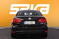 Volkswagen Jetta vaihtoauto