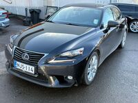 Lexus IS vaihtoauto