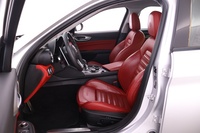 Alfa Romeo Giulia vaihtoauto