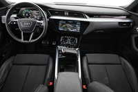 Audi Q8 e-tron vaihtoauto