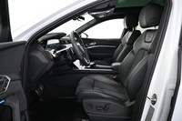 Audi Q8 e-tron vaihtoauto